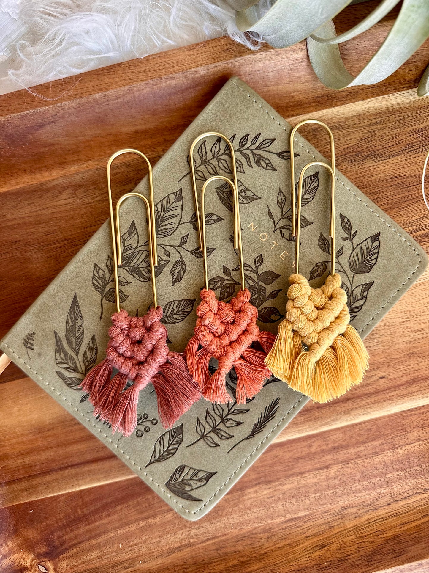Macrame Bookmark Paperclip